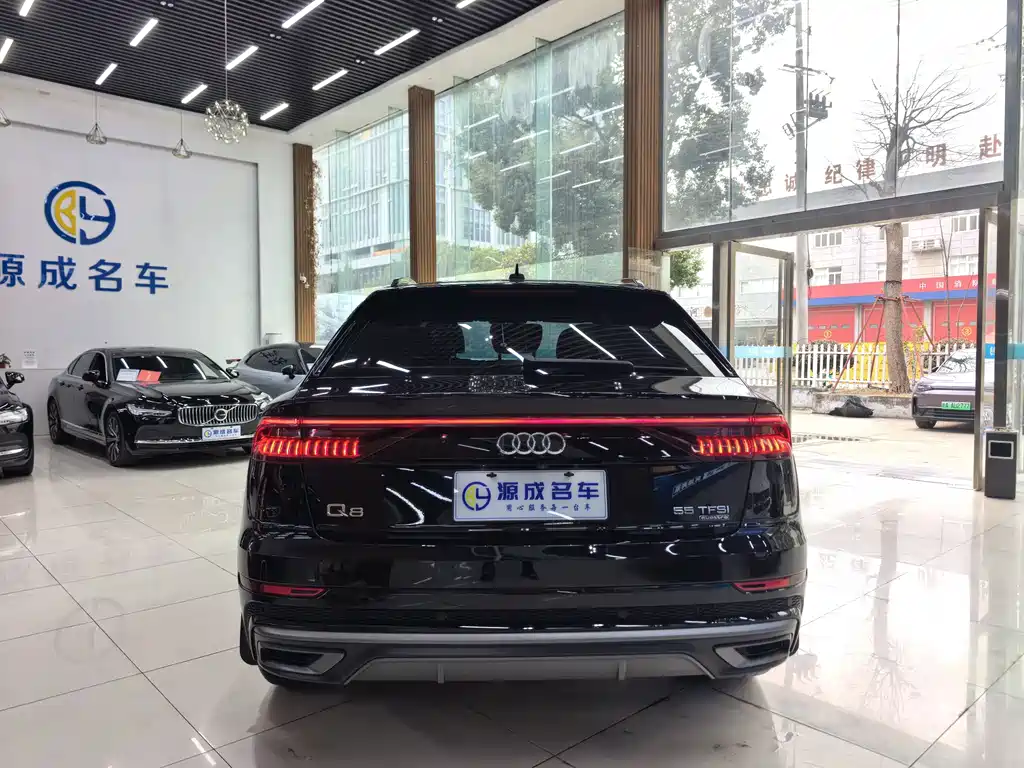 Audi Audi Q8 2019 55 TFSI Premium Dynamic Model 2020 - thumbnail 6