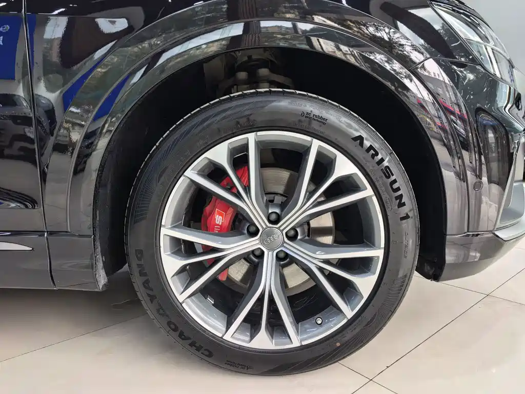 Audi Audi Q8 2019 55 TFSI Premium Dynamic Model 2020 - thumbnail 8