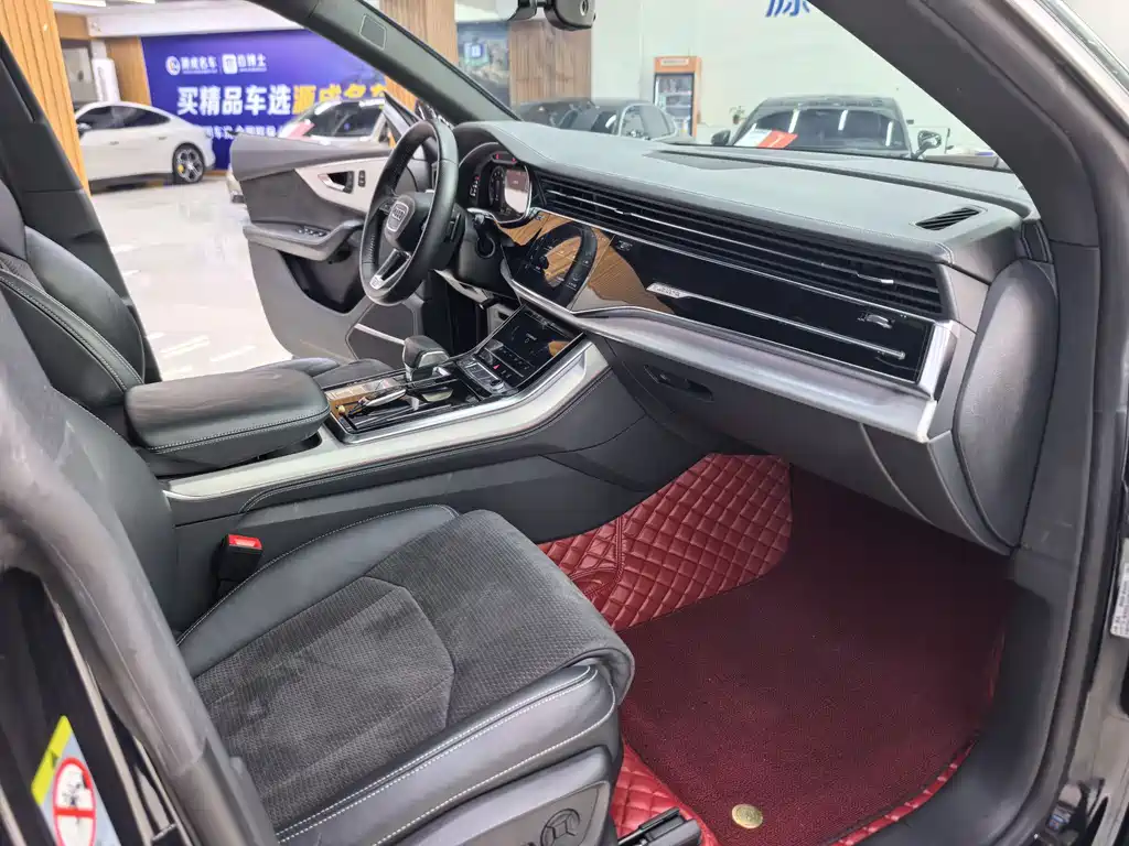 Audi Audi Q8 2019 55 TFSI Premium Dynamic Model 2020 - thumbnail 14