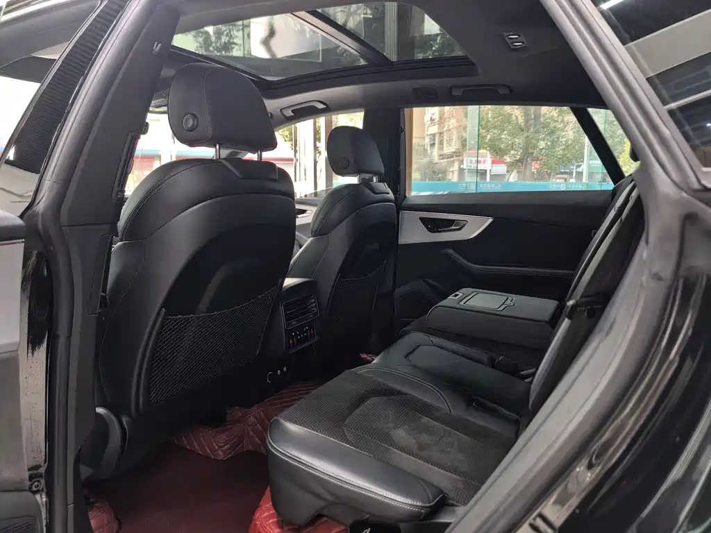 Audi Audi Q8 2019 55 TFSI Premium Dynamic Model 2020 - thumbnail 17