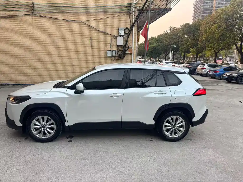 Toyota Toyota Corolla Cross 2023 2.0L Pioneer Edition 2023 - thumbnail 2