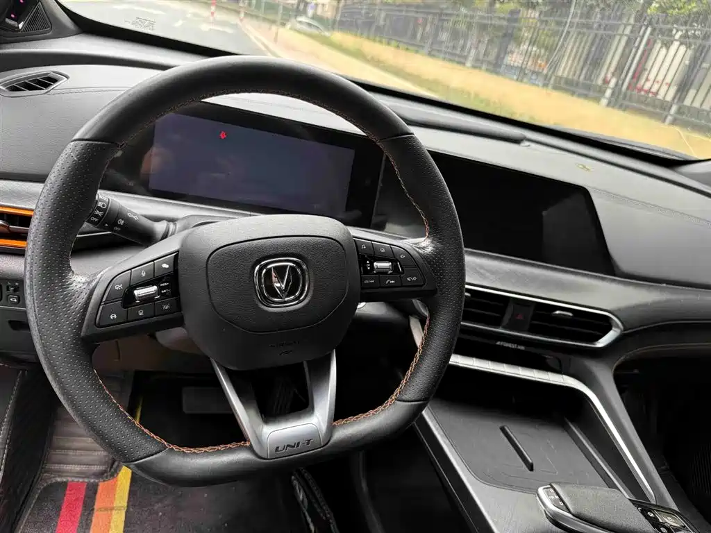 Changan Changan UNI-T 2022 1.5T Premium 2022 - thumbnail 7