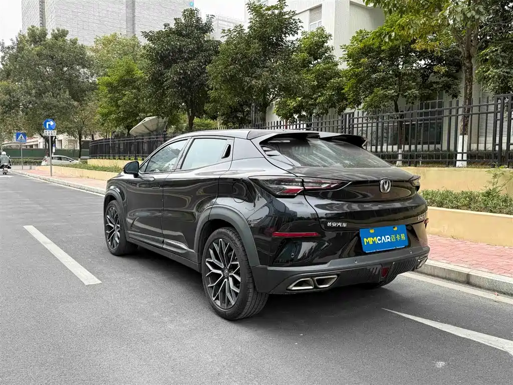 Changan Changan UNI-T 2022 1.5T Premium 2022 - thumbnail 13