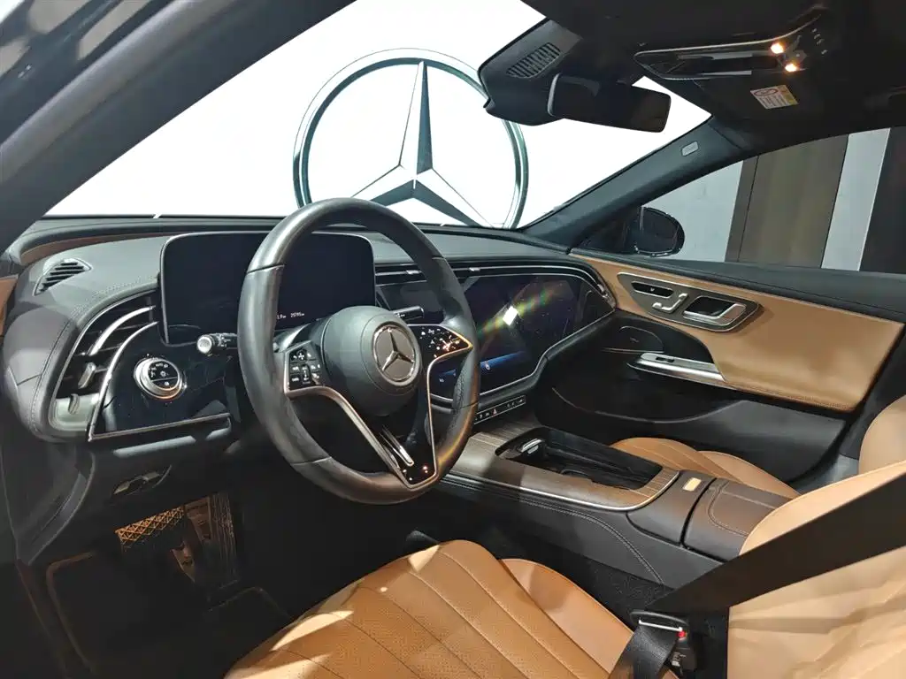 Mercedes-Benz Mercedes-Benz E-Class 2024 E 350 e L Plug-in Hybrid Sedan 2024 - thumbnail 6