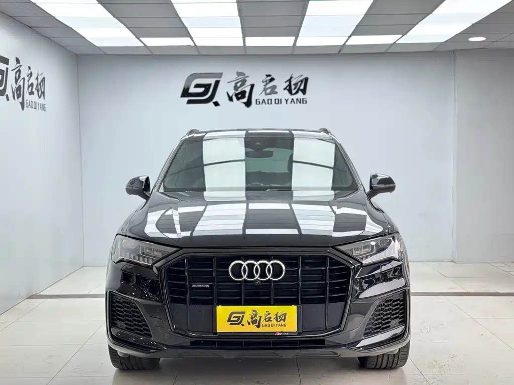 Audi Audi Q7 2020 55 TFSI quattro Black Knight Special Edition 2020 - thumbnail 2