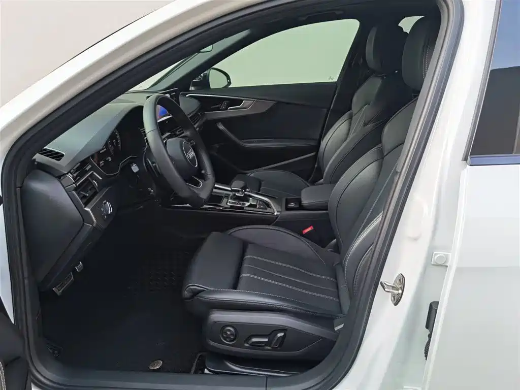 Audi Audi A4L 2023 40 TFSI quattro Luxury Dynamic Edition 2023 - thumbnail 12
