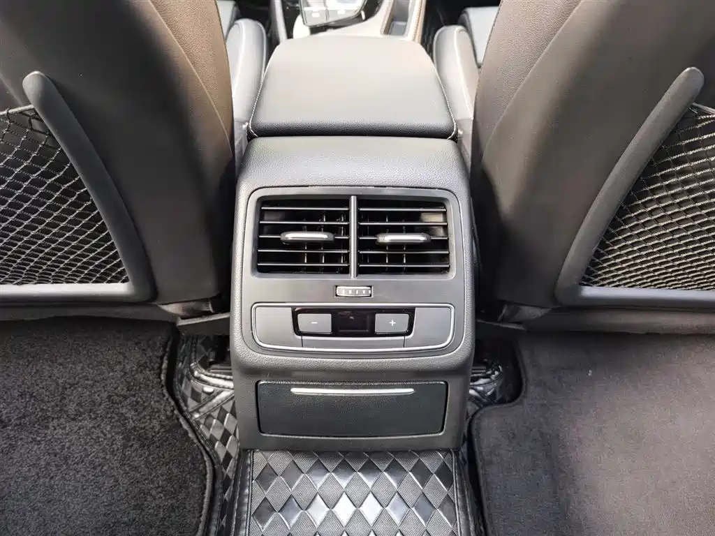 Audi Audi A4L 2023 40 TFSI quattro Luxury Dynamic Edition 2023 - thumbnail 24