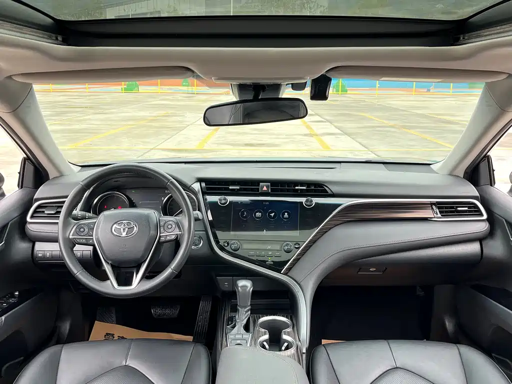 Toyota Toyota Camry 2019 2.5G Luxury Edition China V 2020 - thumbnail 5