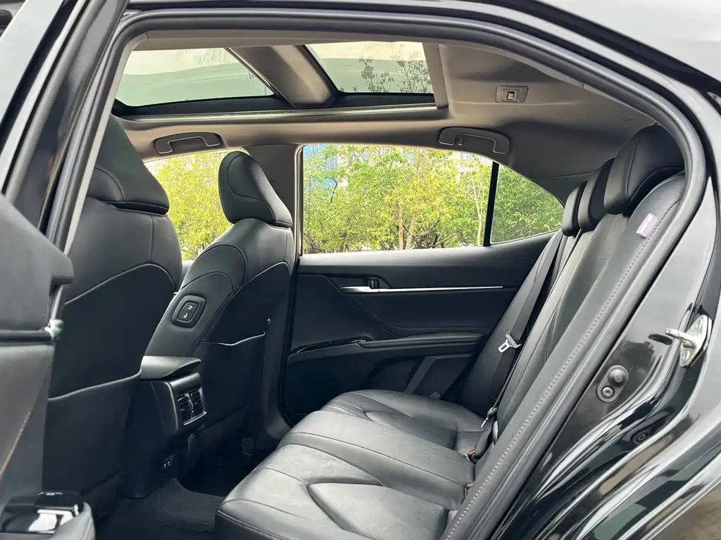 Toyota Toyota Camry 2019 2.5G Luxury Edition China V 2020 - thumbnail 6