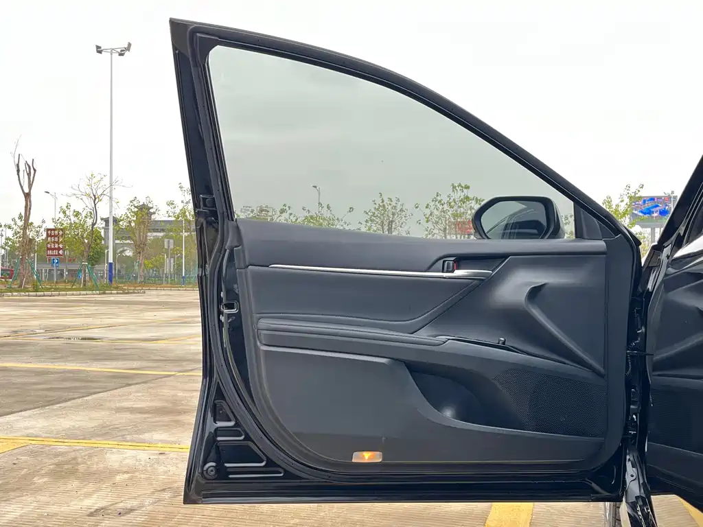 Toyota Toyota Camry 2019 2.5G Luxury Edition China V 2020 - thumbnail 10