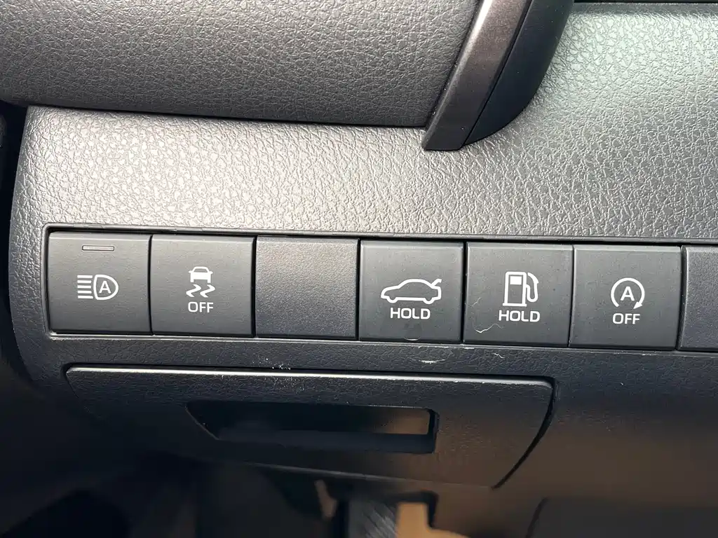 Toyota Toyota Camry 2019 2.5G Luxury Edition China V 2020 - thumbnail 24
