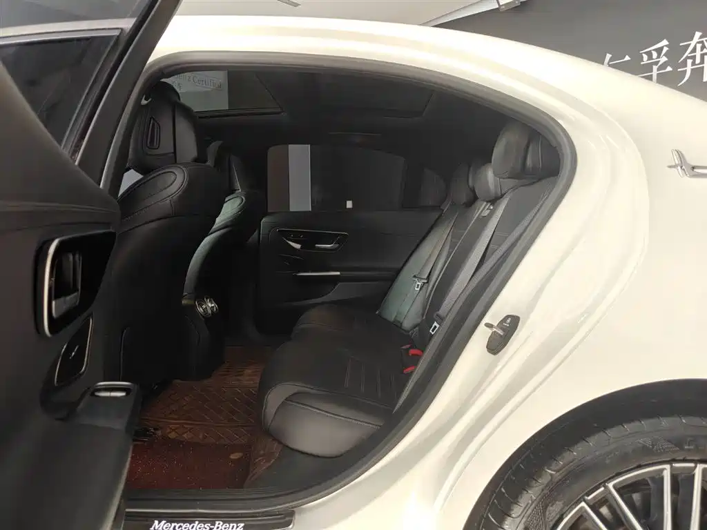 Mercedes-Benz Mercedes-Benz C-Class 2024 C 260 L Sport Edition 2024 - thumbnail 10