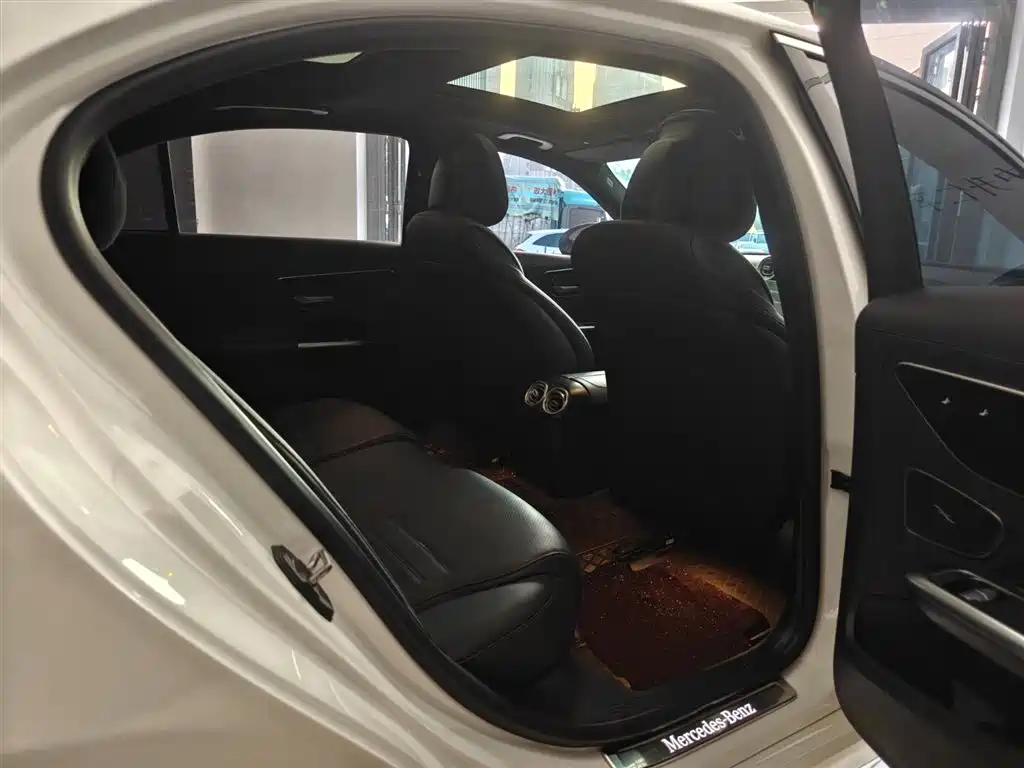 Mercedes-Benz Mercedes-Benz C-Class 2024 C 260 L Sport Edition 2024 - thumbnail 17