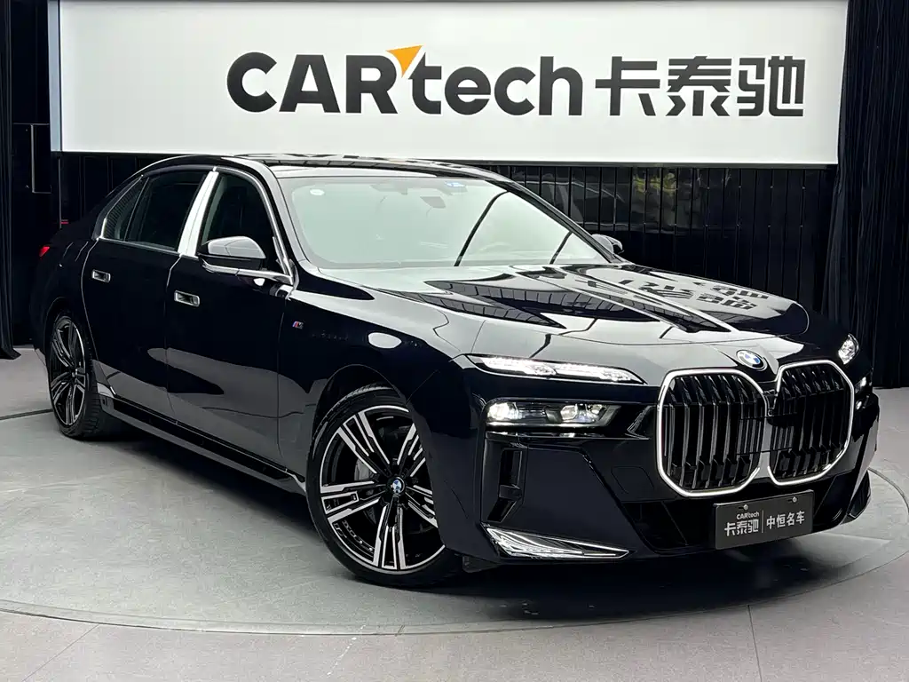 BMW BMW 7 Series 2023 740Li M Sport Package Premium Model 2024 - thumbnail 3
