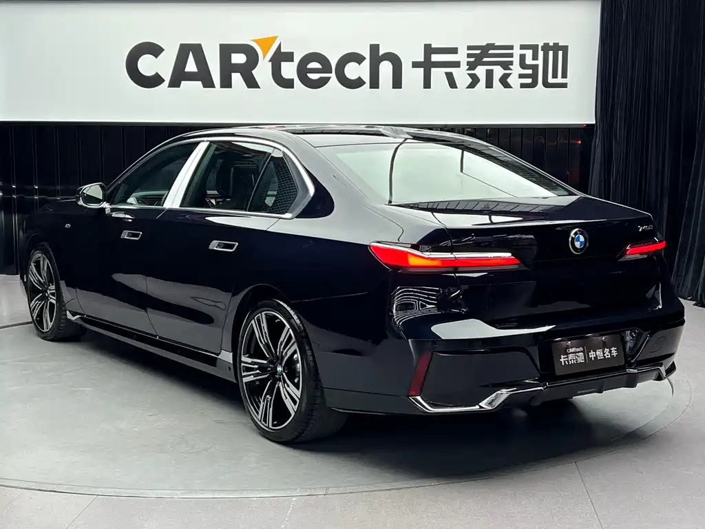BMW BMW 7 Series 2023 740Li M Sport Package Premium Model 2024 - thumbnail 14