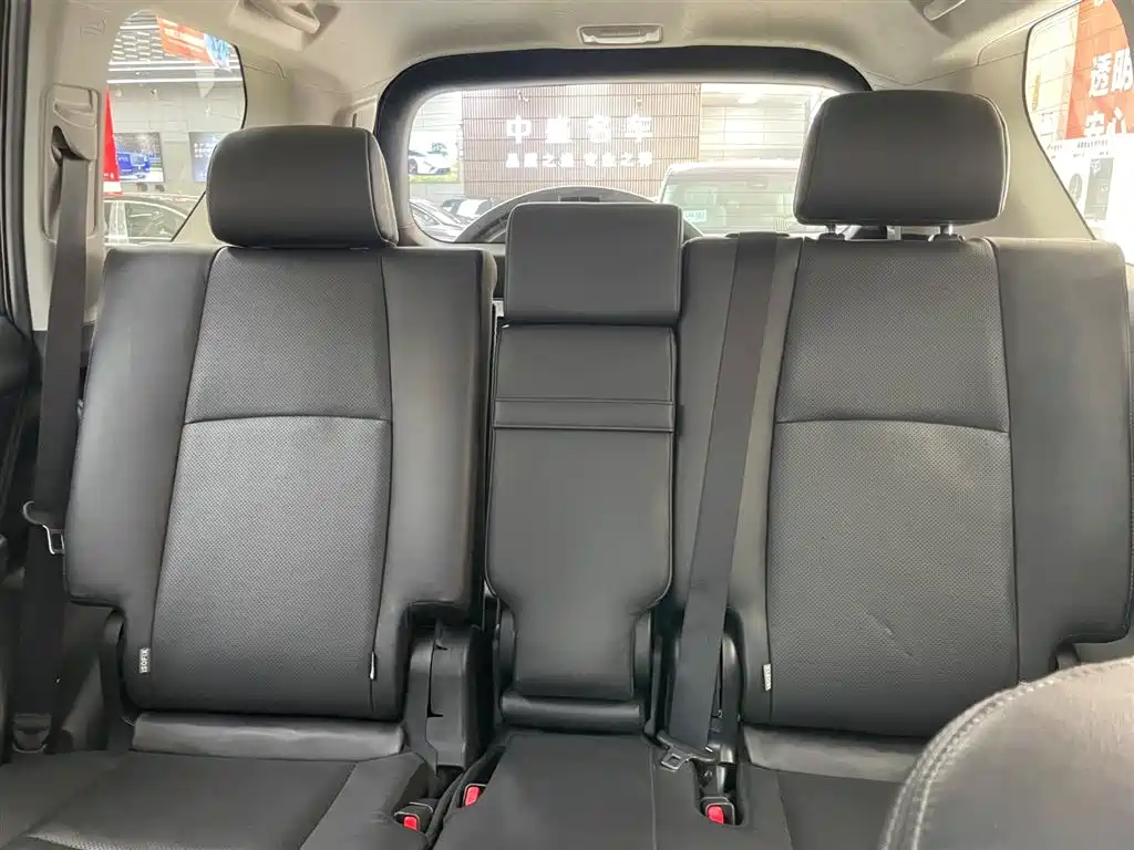 Toyota Toyota Prado 2019 3.5L Automatic TX-L Premium with Rear-Mounted Spare Tire 2019 - thumbnail 13