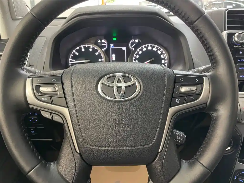 Toyota Toyota Prado 2019 3.5L Automatic TX-L Premium with Rear-Mounted Spare Tire 2019 - thumbnail 16