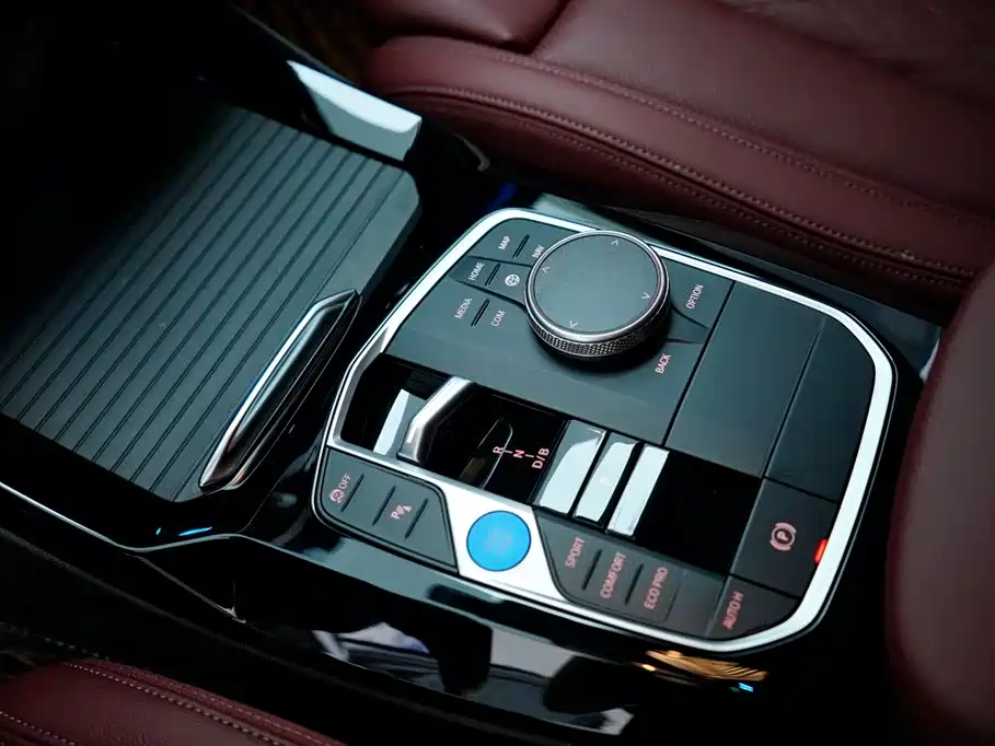 BMW BMW iX3 2024 Leading Edition 2024 - thumbnail 18