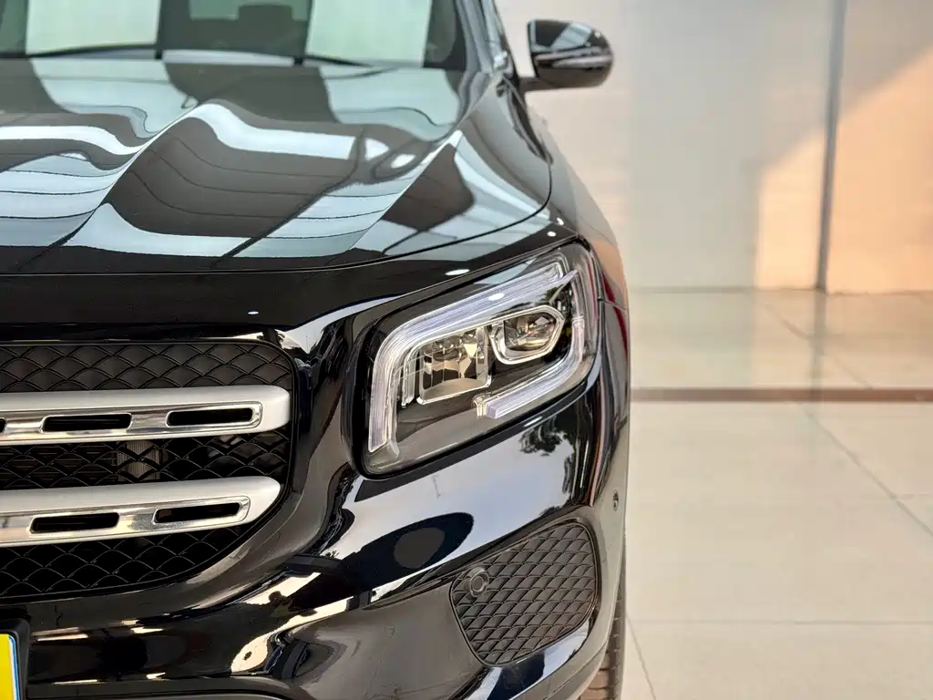 Mercedes-Benz Mercedes-Benz GLB 2023 GLB 220 Style 2023 - thumbnail 4