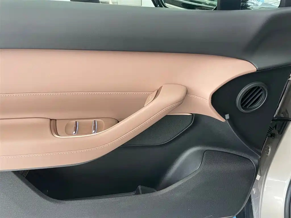 NIO NIO ES6 2023 75kWh 2023 - thumbnail 10
