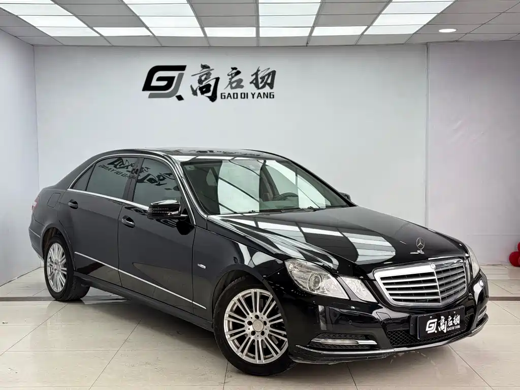 Mercedes-Benz Mercedes-Benz E-Class 2011 E 200 L CGI Elegant 2011 - thumbnail 3