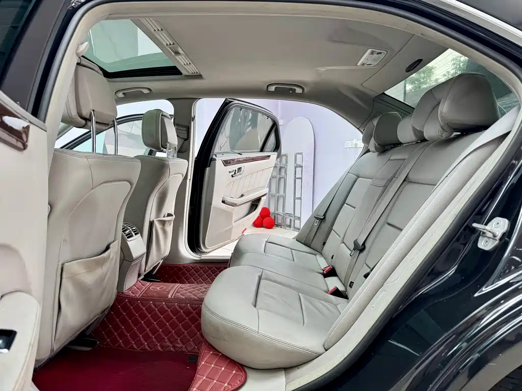 Mercedes-Benz Mercedes-Benz E-Class 2011 E 200 L CGI Elegant 2011 - thumbnail 9