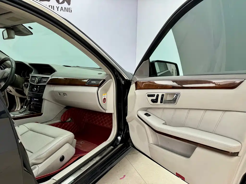 Mercedes-Benz Mercedes-Benz E-Class 2011 E 200 L CGI Elegant 2011 - thumbnail 13