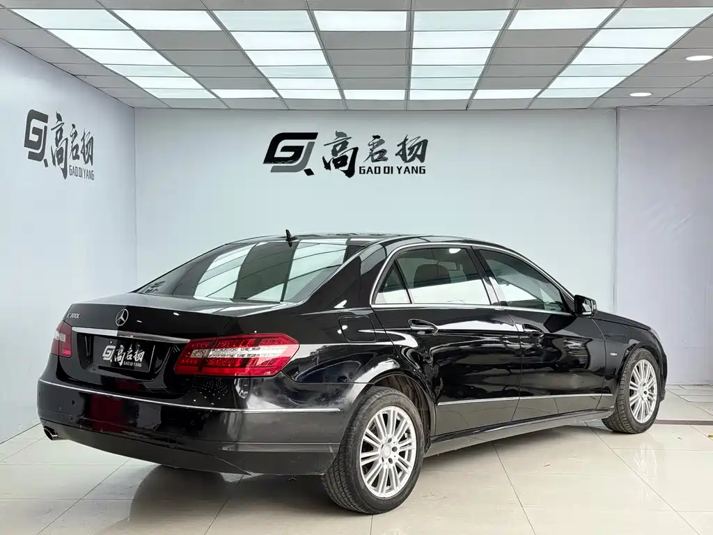 Mercedes-Benz Mercedes-Benz E-Class 2011 E 200 L CGI Elegant 2011 - thumbnail 24