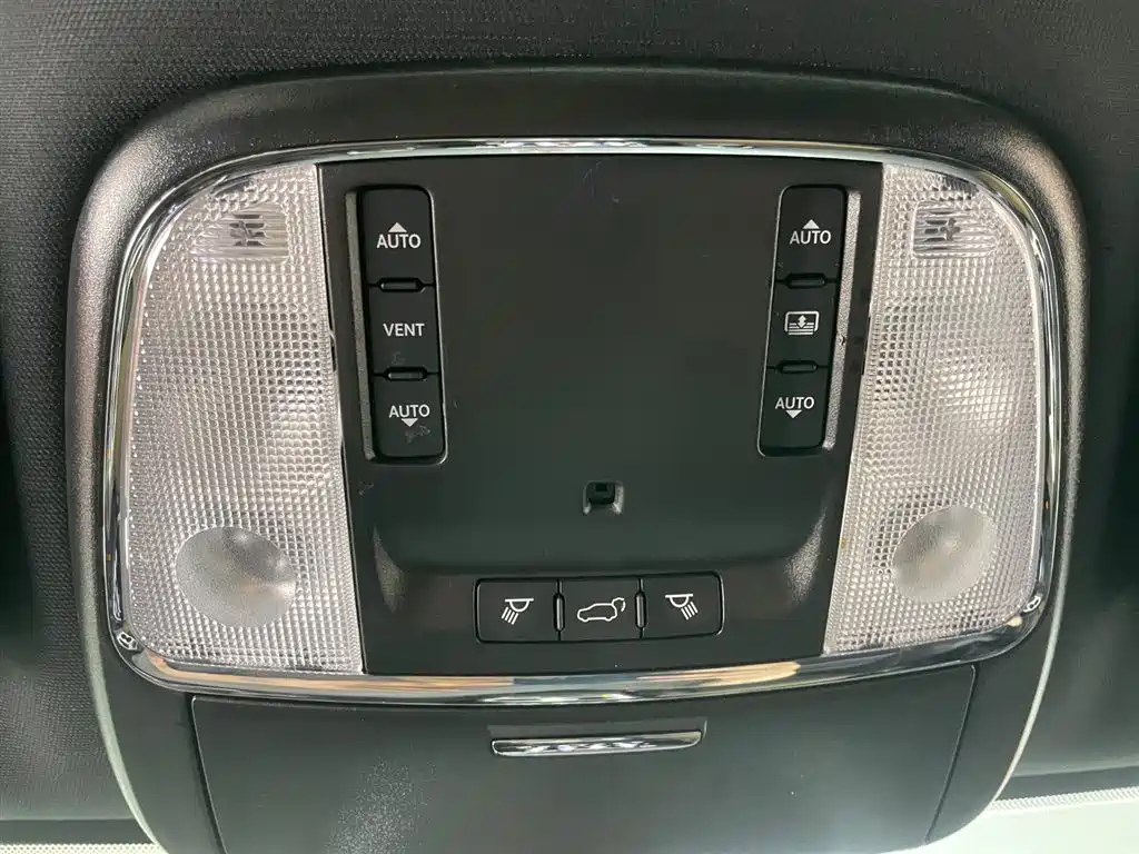 Jeep Jeep Grand Cherokee Limited Navigation 2020 3.0L 2021 - thumbnail 25