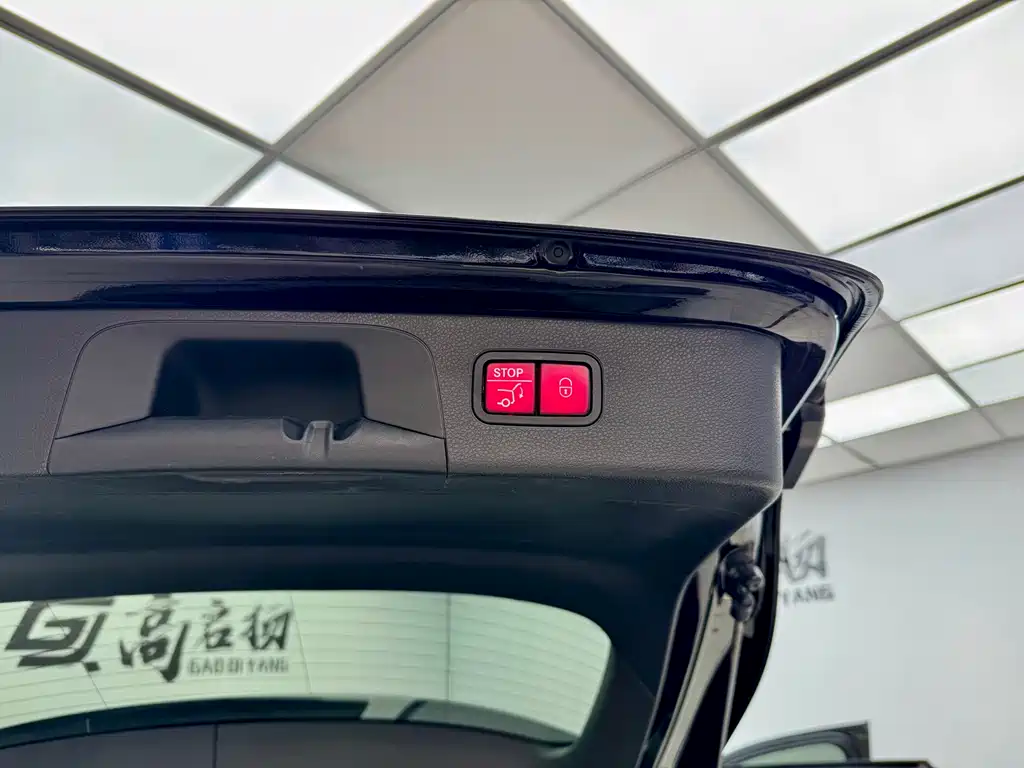 Mercedes-Benz Mercedes-Benz GLC 2021 GLC 300 L 4MATIC Sport Edition 2022 - thumbnail 25