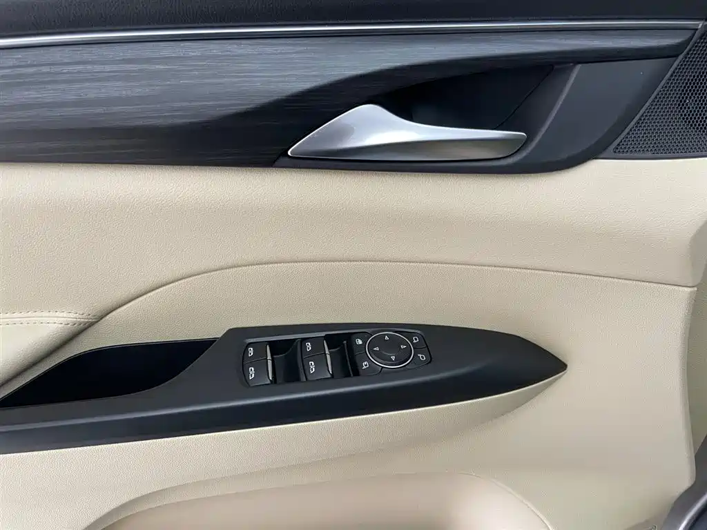 Buick Buick GL8 2023 ES Landmark Luxury Edition 2024 - thumbnail 10