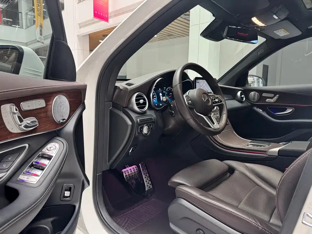 Mercedes-Benz Mercedes-Benz GLC 2021 GLC 300 L 4MATIC Sport Edition 2021 - thumbnail 9