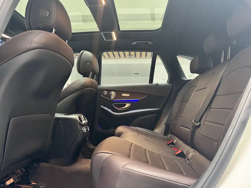 Mercedes-Benz Mercedes-Benz GLC 2021 GLC 300 L 4MATIC Sport Edition 2021 - thumbnail 15