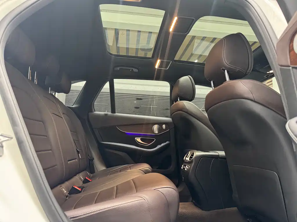 Mercedes-Benz Mercedes-Benz GLC 2021 GLC 300 L 4MATIC Sport Edition 2021 - thumbnail 22
