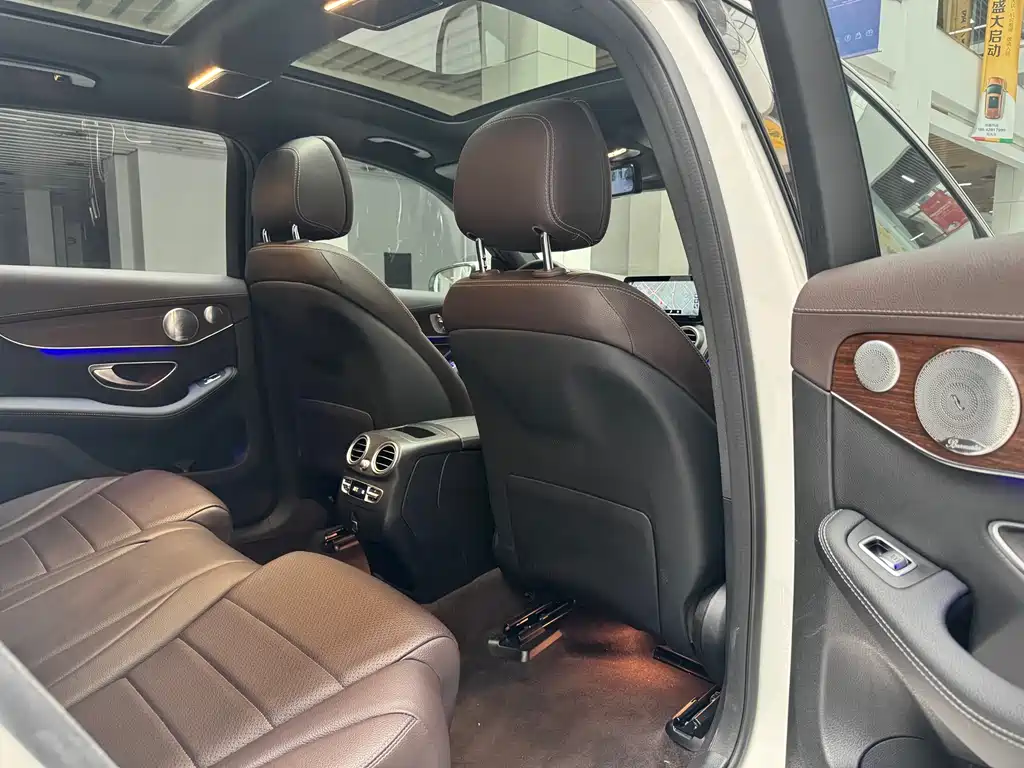 Mercedes-Benz Mercedes-Benz GLC 2021 GLC 300 L 4MATIC Sport Edition 2021 - thumbnail 23