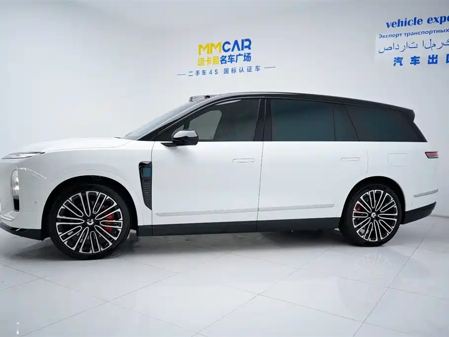 NIO NIO ES8 2026 Signature Edition 6-Seat Executive 2025 - thumbnail 4