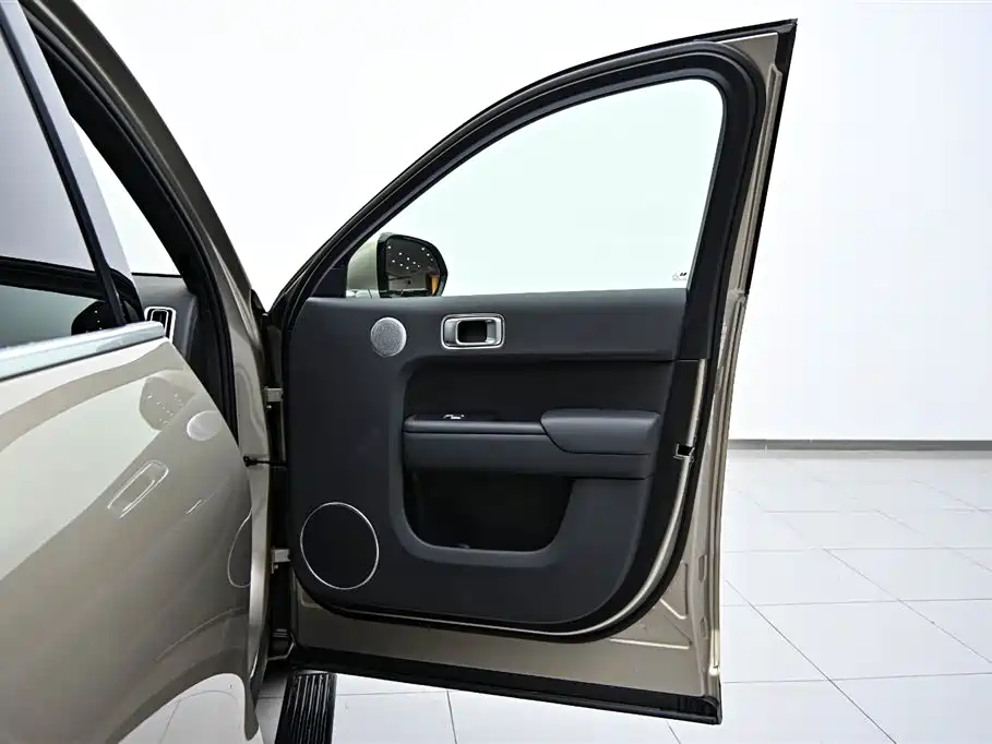 Li Auto Li L9 2024 Ultra 2025 - thumbnail 23