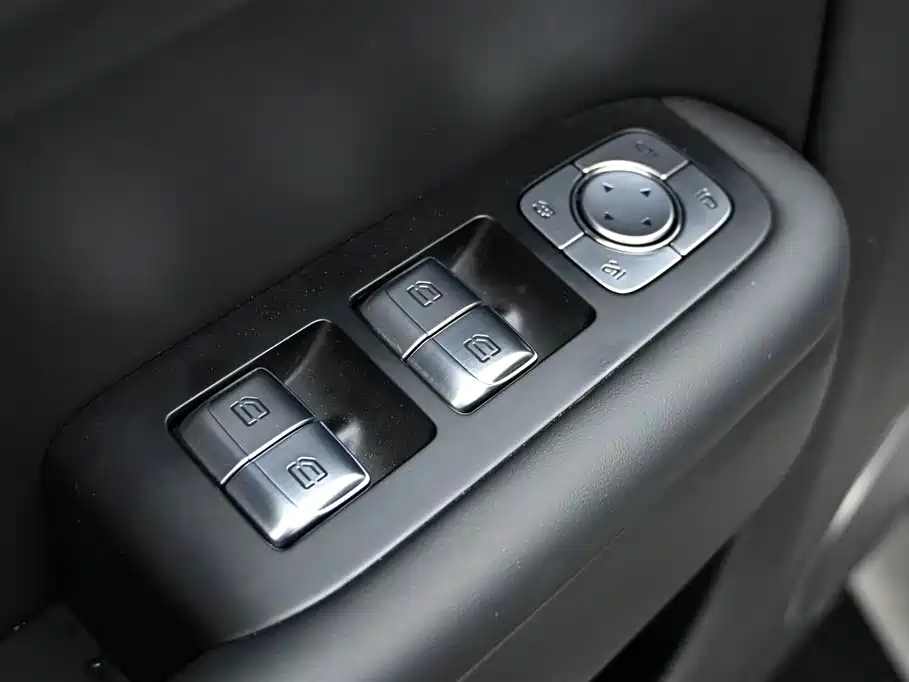 Li Auto Li L9 2024 Ultra 2025 - thumbnail 25