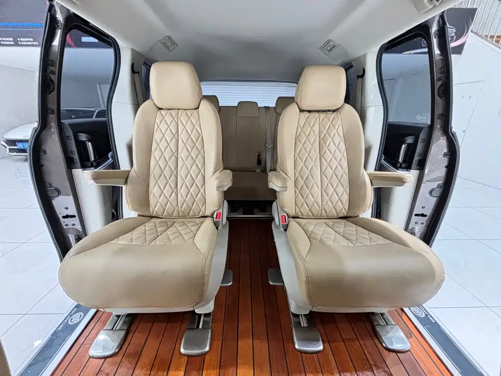 Buick Buick GL8 2023 Land Business Class Comfort Edition 2023 - thumbnail 14