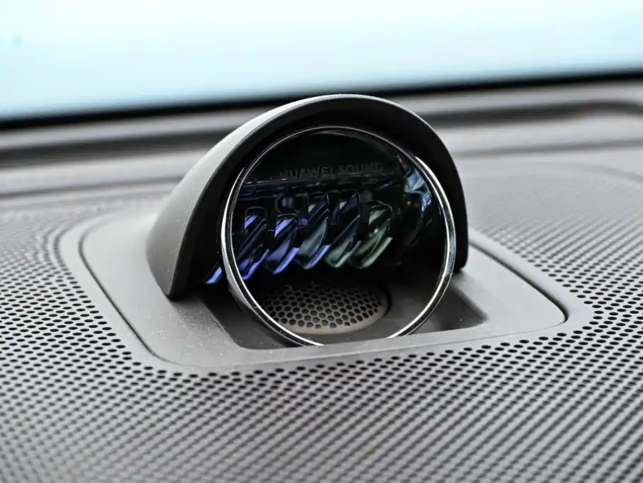 AITO M9 Aito M9 2025 Extended Range Ultra 52kWh 5-seat with 192-line LiDAR 2025 - thumbnail 20