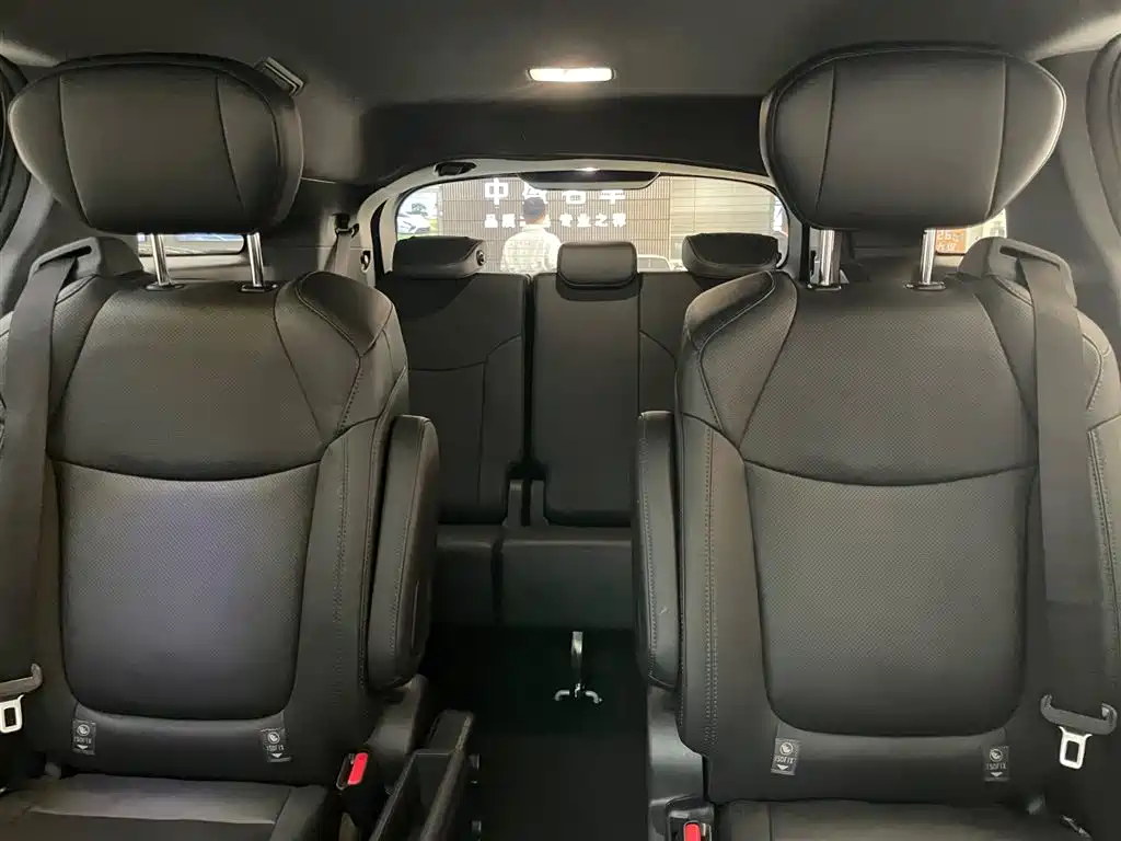 Toyota Toyota Sienna 2024 2.5L Hybrid AWD Premium Edition 2024 - thumbnail 12