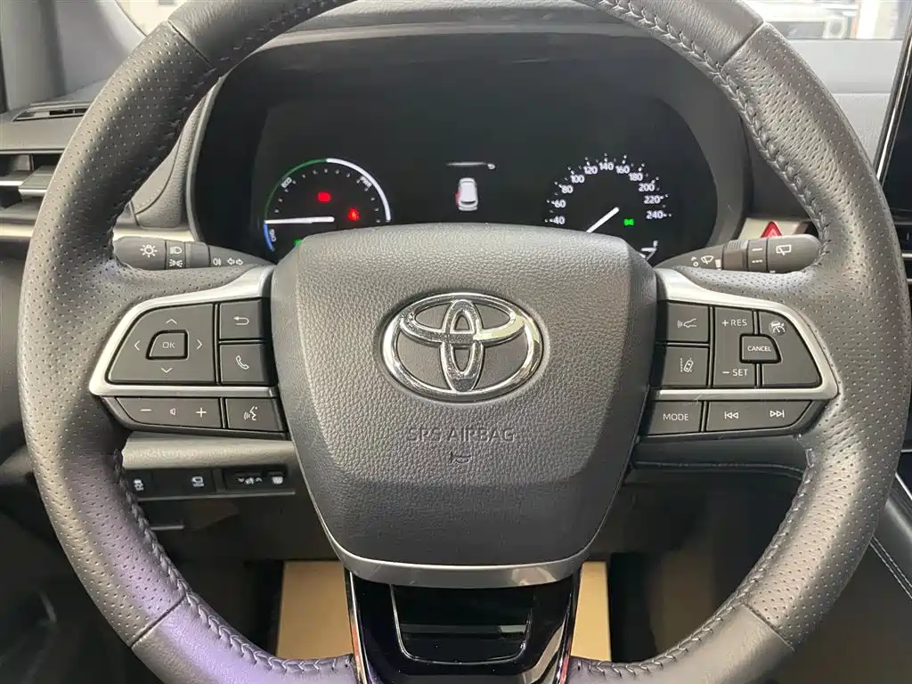 Toyota Toyota Sienna 2024 2.5L Hybrid AWD Premium Edition 2024 - thumbnail 16