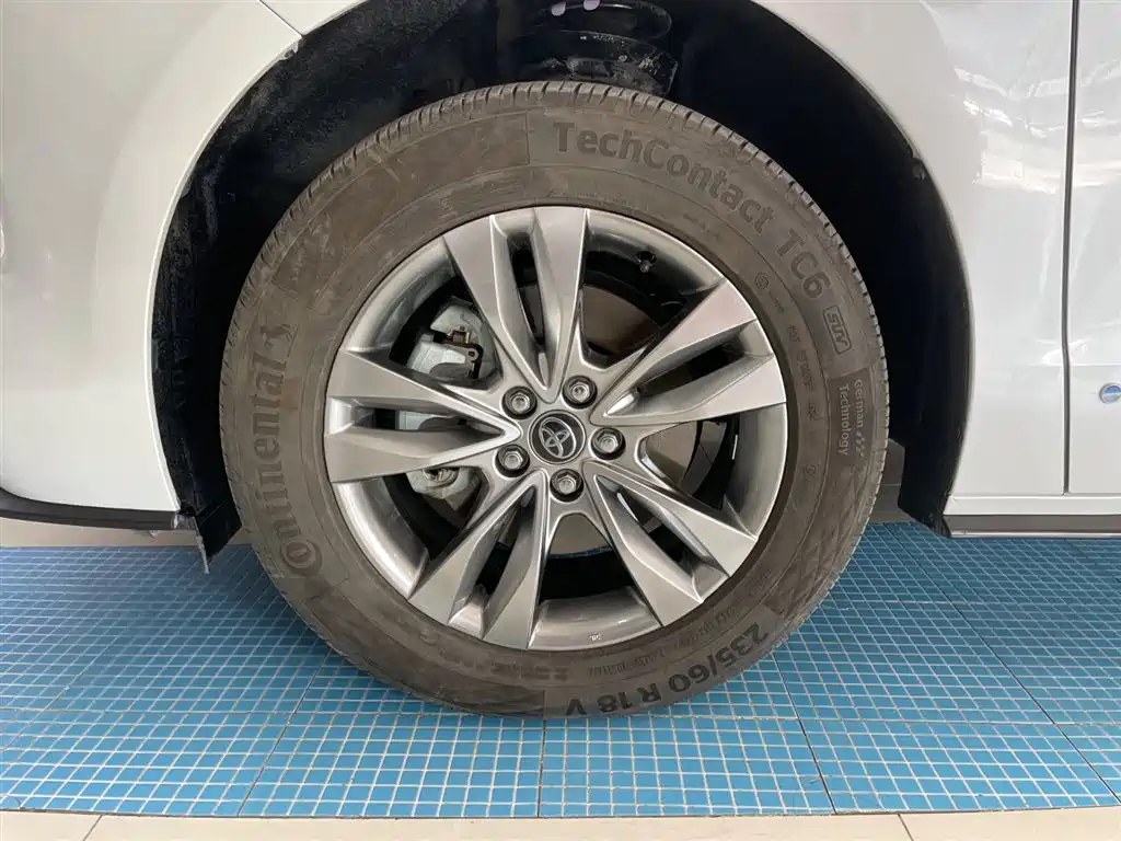 Toyota Toyota Sienna 2024 2.5L Hybrid AWD Premium Edition 2024 - thumbnail 27