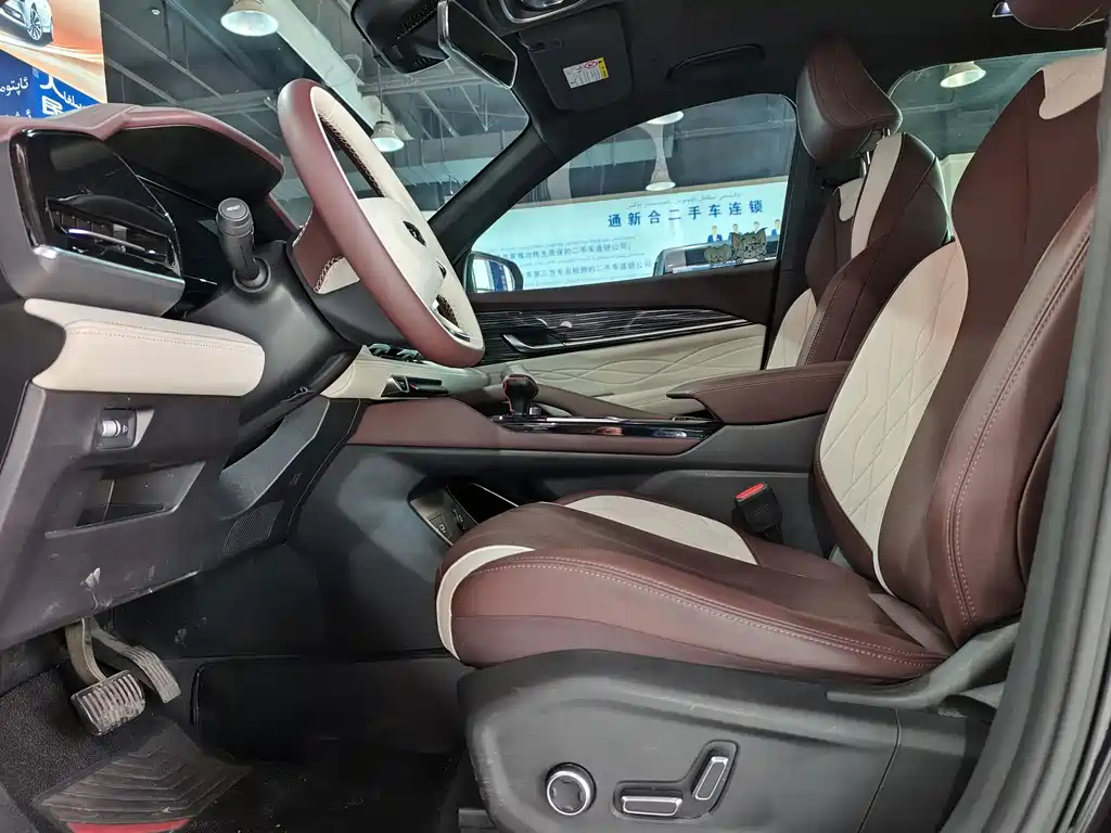 Geely Auto Geely Xingyue L 2021 2.0TD DCT EVO FWD Intelligent Premium Edition 2023 - thumbnail 4