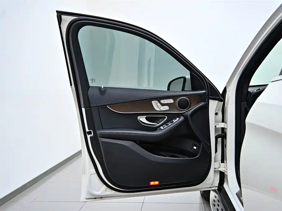 Mercedes-Benz Mercedes-Benz GLC 2022 Facelift GLC 300 L 4MATIC Dynamic Model Premium Edition 2023 - thumbnail 16