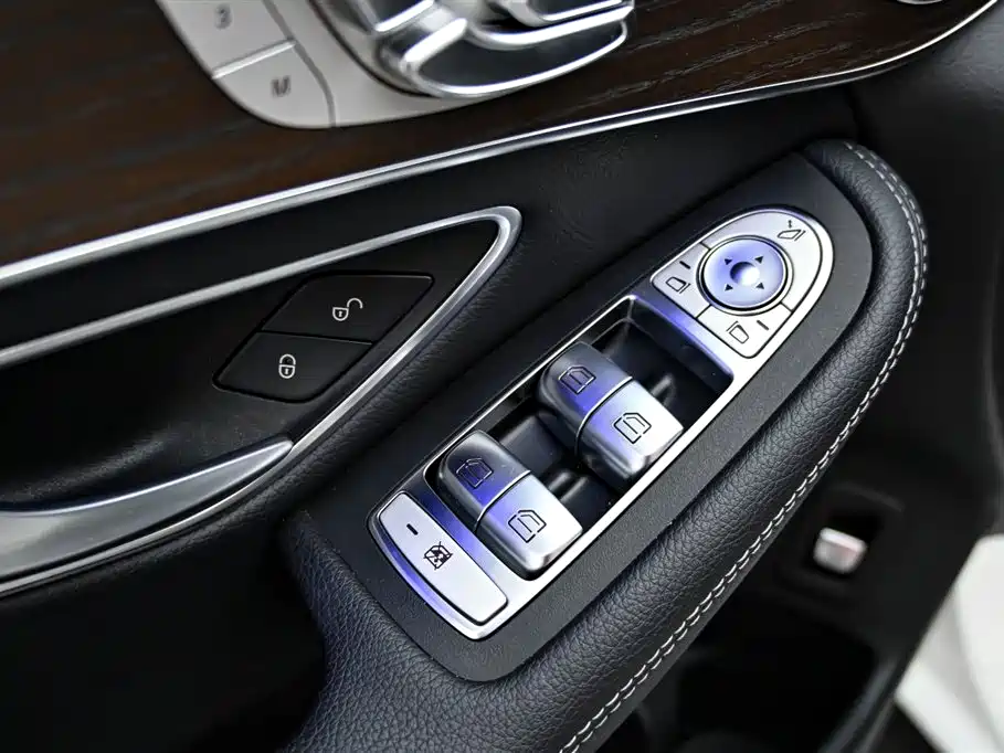 Mercedes-Benz Mercedes-Benz GLC 2022 Facelift GLC 300 L 4MATIC Dynamic Model Premium Edition 2023 - thumbnail 22