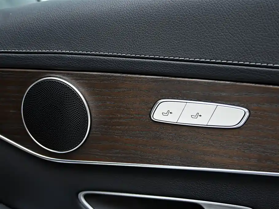 Mercedes-Benz Mercedes-Benz GLC 2022 Facelift GLC 300 L 4MATIC Dynamic Model Premium Edition 2023 - thumbnail 27