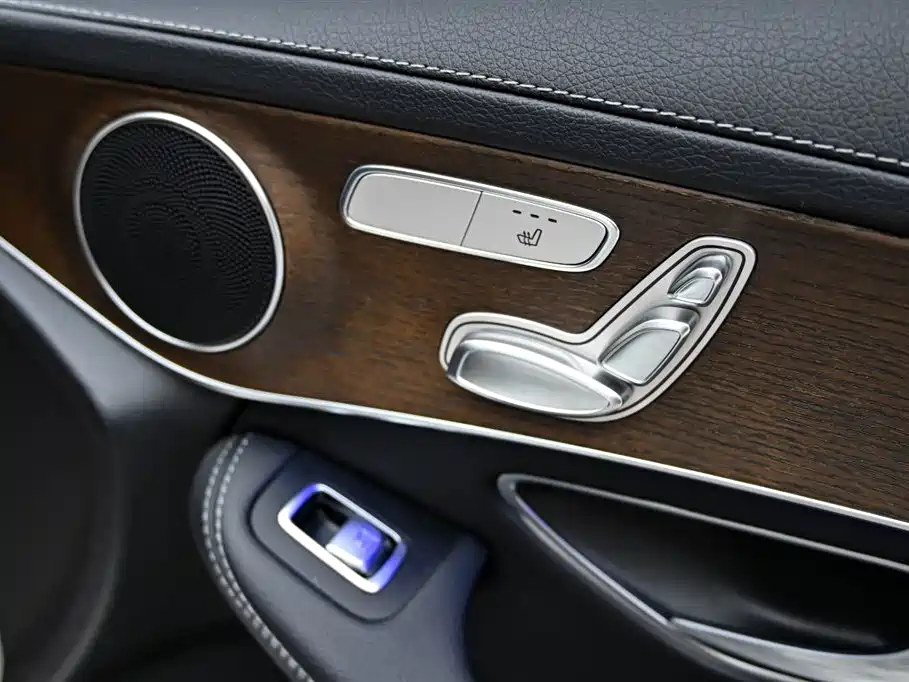 Mercedes-Benz Mercedes-Benz GLC 2022 Facelift GLC 300 L 4MATIC Dynamic Model Premium Edition 2023 - thumbnail 28
