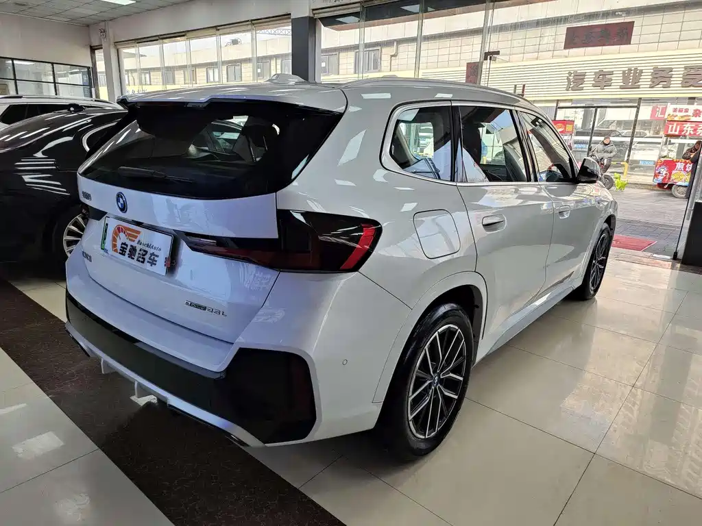 BMW BMW iX1 2025 eDrive25L M Sport Package 2025 - thumbnail 15