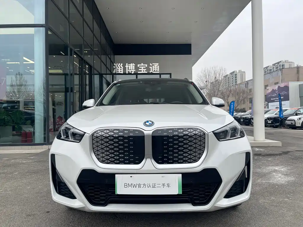 BMW BMW iX1 2023 eDrive25L M Sport Package 2025 - thumbnail 2